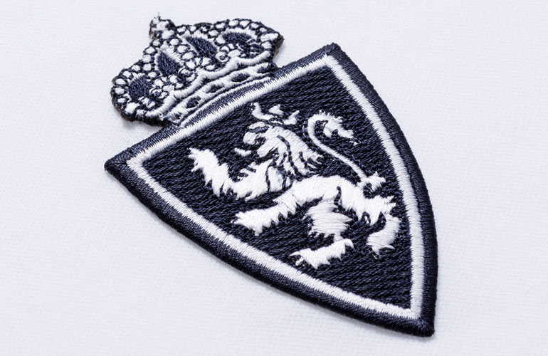 Bordado-termoadhesivo-Producto-Aneyron-aplicaciones-termoadhesivas